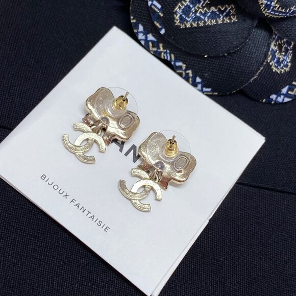 Chanel earrings - Picture 2 of 4